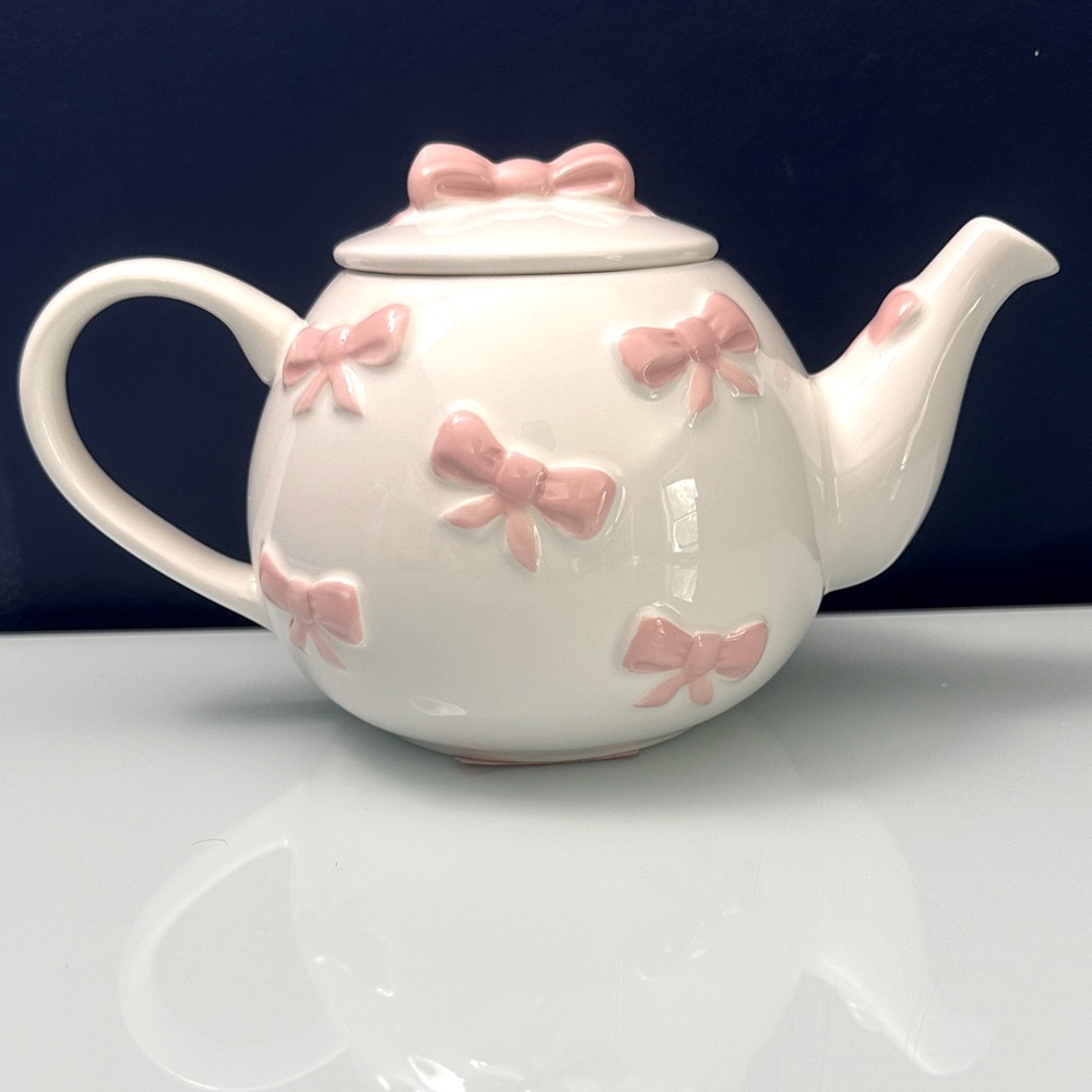 NWT Lang Pink Bow Teapot